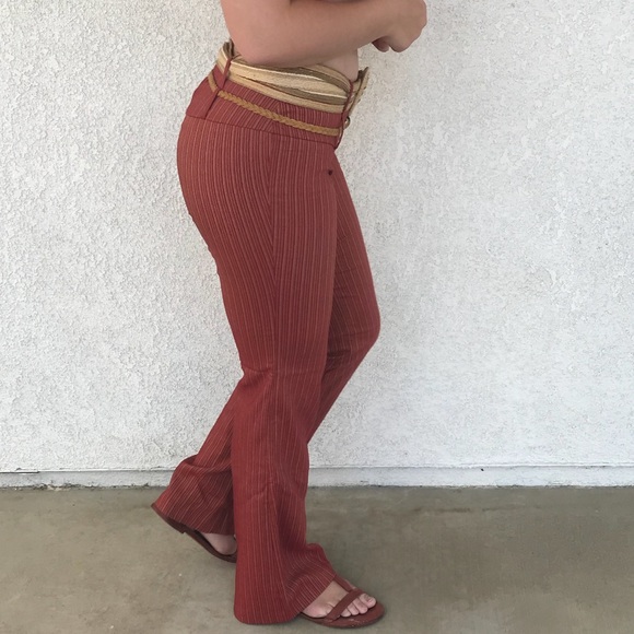 Super cute flare bottom pants - Picture 4 of 4